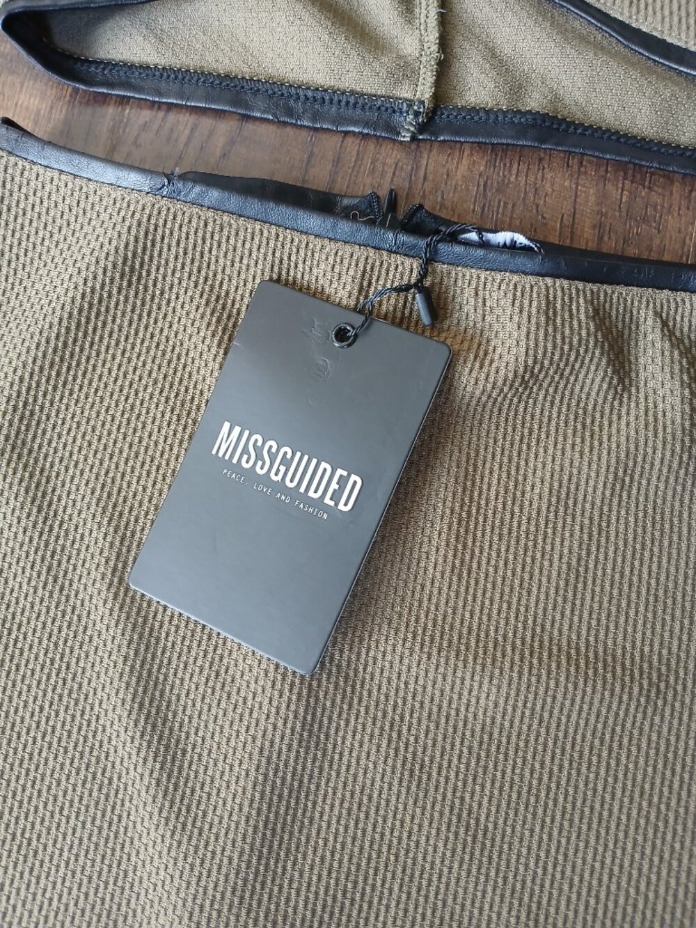 Misguided set - Picture 2 of 6
